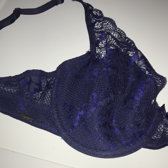 Chantelle navy lace bra 32DD - Picture 2 of 4